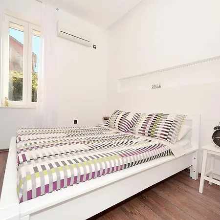 Διαμέρισμα Smile *